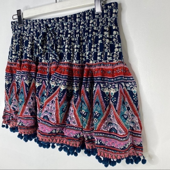 Patrons of Peace Pull on skirt mini dinglebell hem - Picture 7 of 9